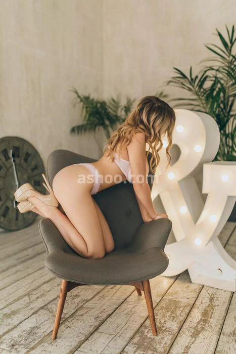 Почему проститутки ограничивают количество встреч: Скрытые причины и неочевидные выгоды